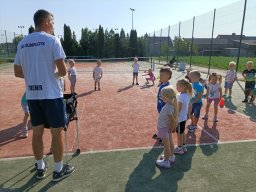 2024-09-06 Motylki na lekcji tenisa ziemnego